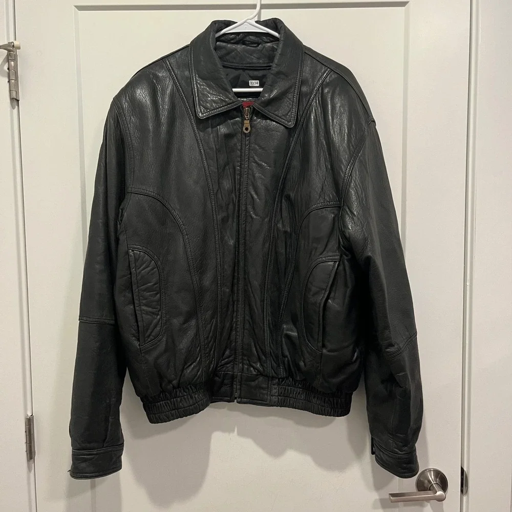 Reed Leather Sportswear Mens Black Leather Bomber Jacket Size 42 L